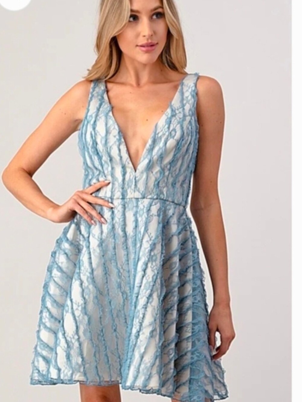 Minuet Petite Sky Blue Lace V-Neck Fit & Flare Mini Dress S